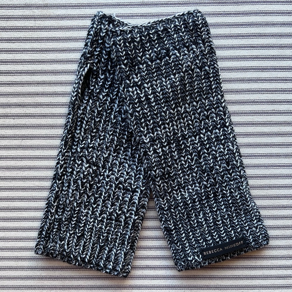 Rebecca Minkoff black and white hand warmers/fingerless gloves